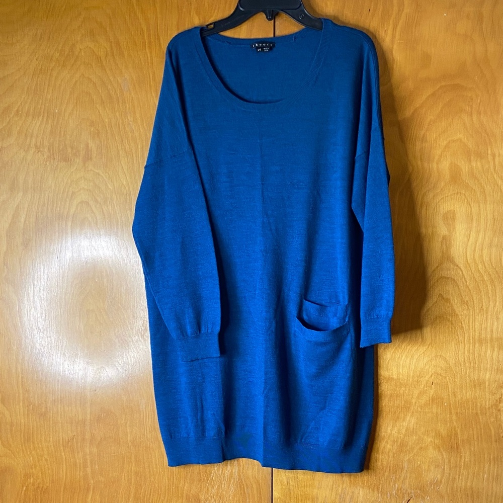 Theory Royal Blue Crew Neck Sweater. Size L